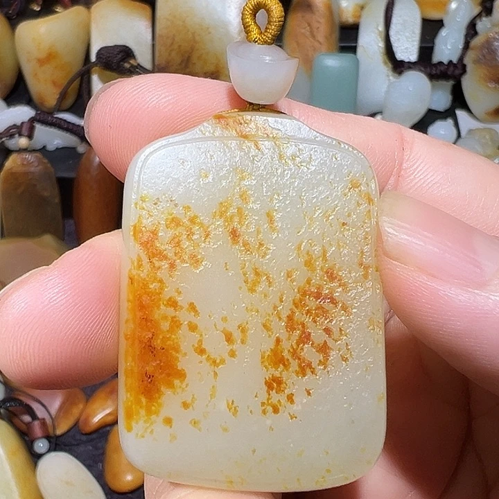 和田玉未镶嵌吊坠(不含链)