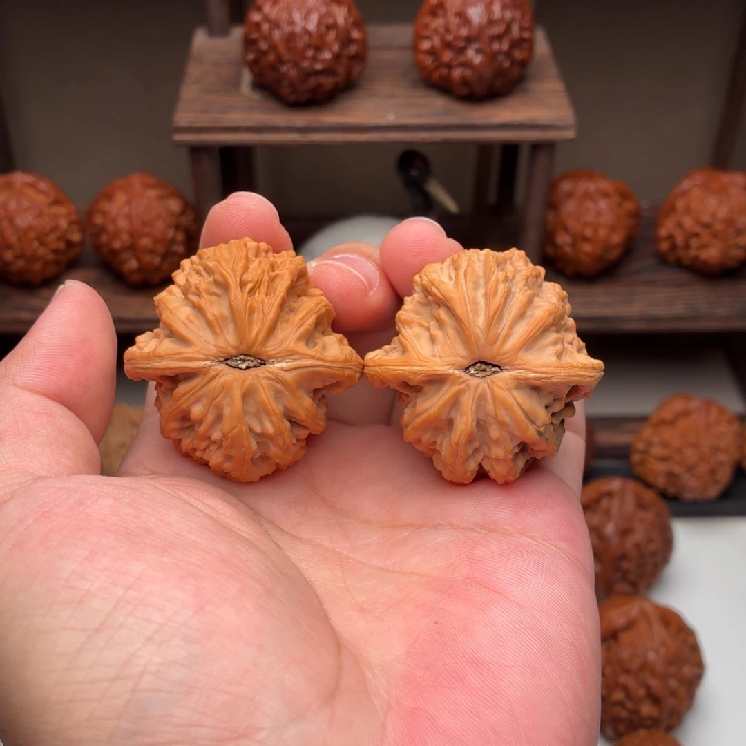 甜***ღ吊坠文玩核桃原树青龙虎编号21