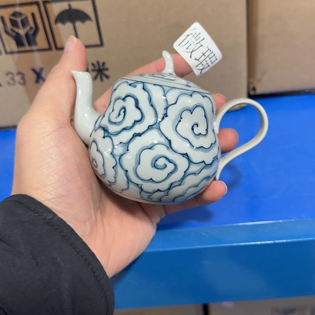 釉下手绘茶具微瑕