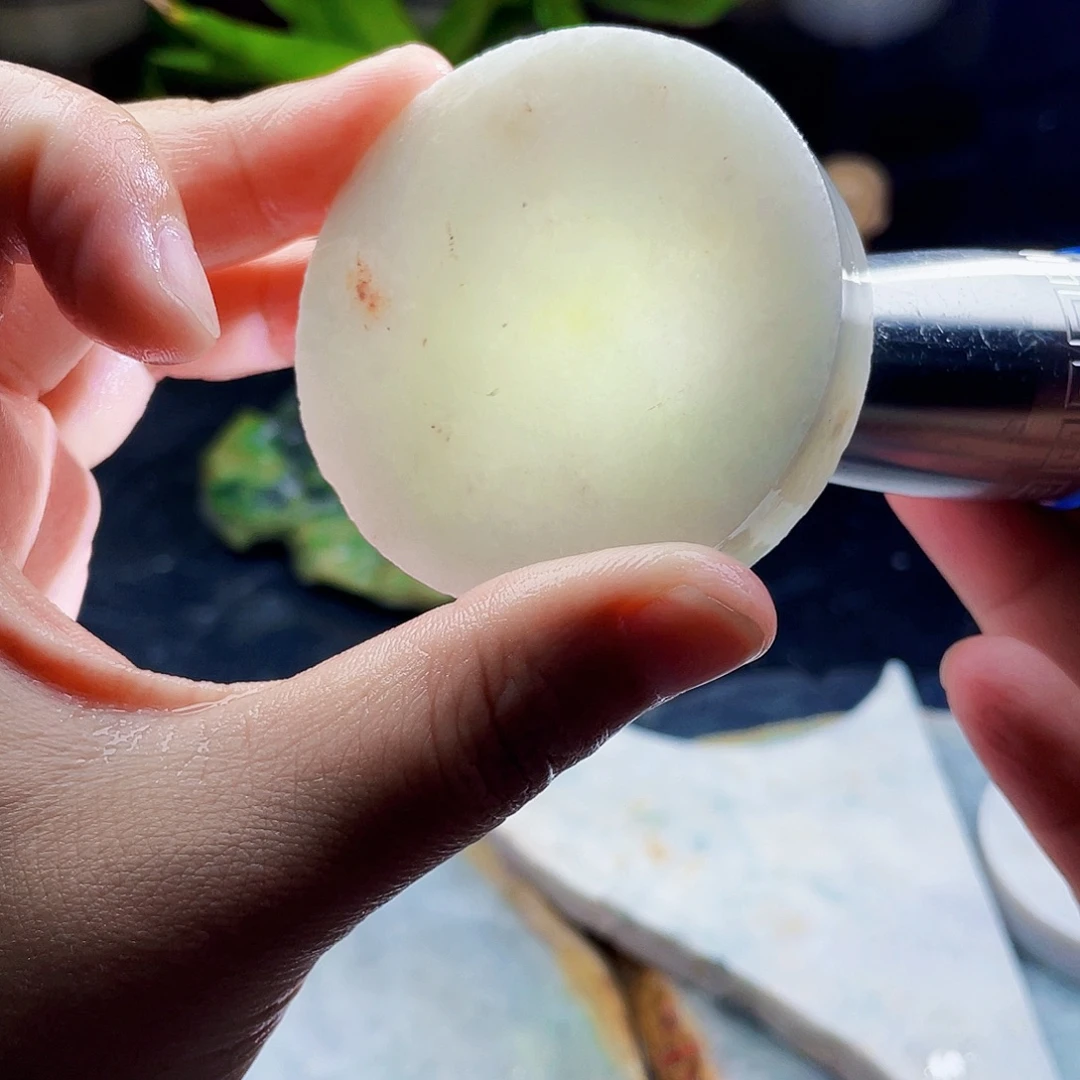 翡翠未镶嵌颈饰毛料51