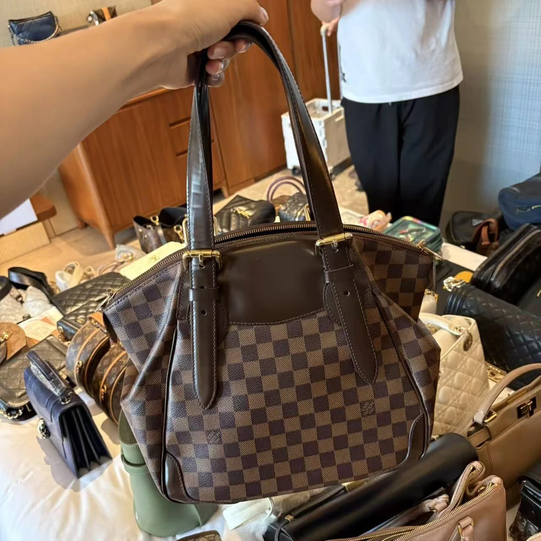 95新 LouisVuitton/路易威登 lv腋下手提包