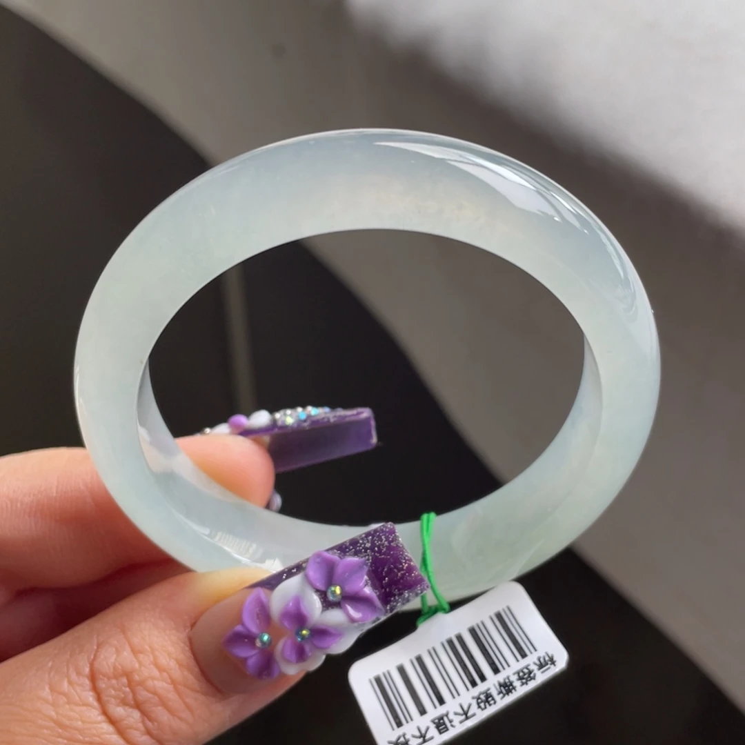 翡翠未镶嵌手镯白冰起光正圈手镯