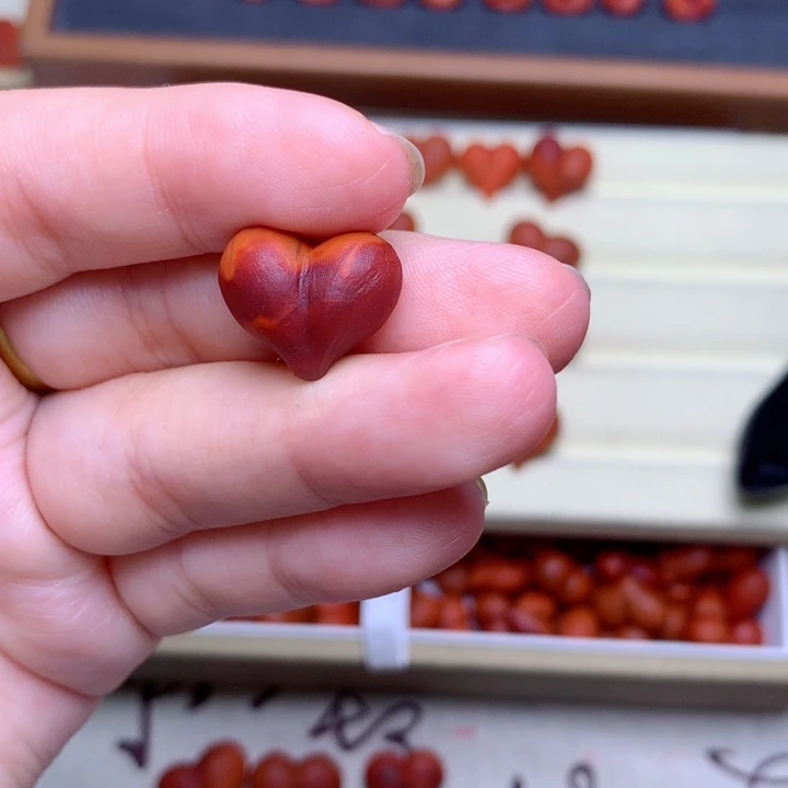 2***0南红玛瑙屁桃未镶嵌38