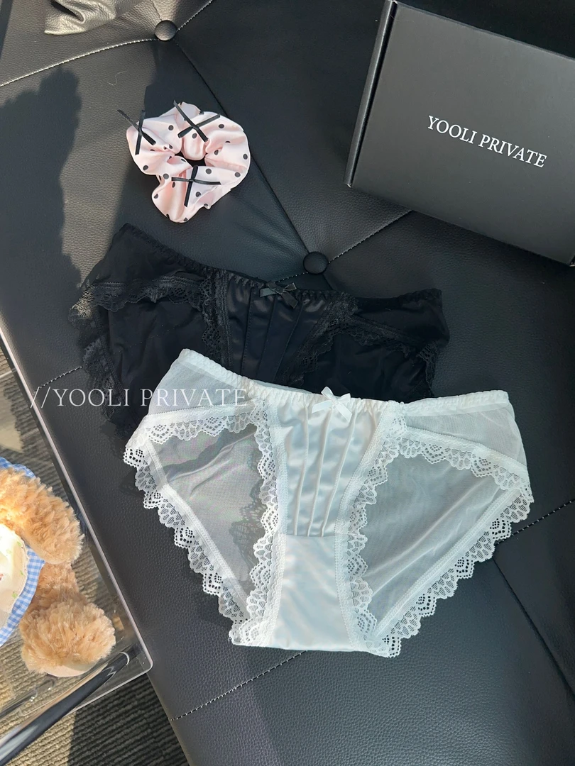 “落日浪漫” 性感蕾丝御姐风缎面内裤