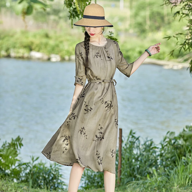 小个子高端苎麻碎花连衣裙2025新款女装夏季气质显瘦棉麻复古裙子