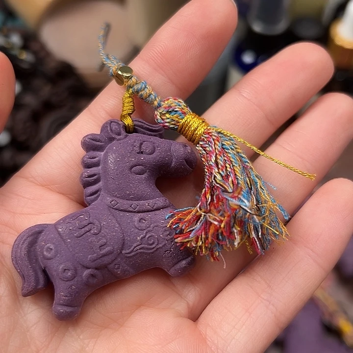 珠串紫气东来小马