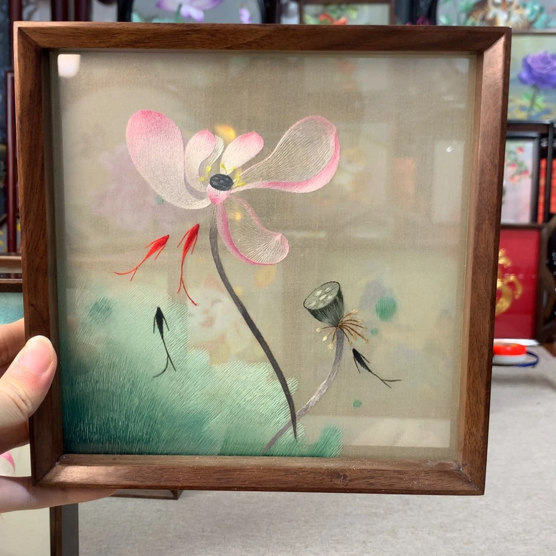 木精品苏绣实木摆件