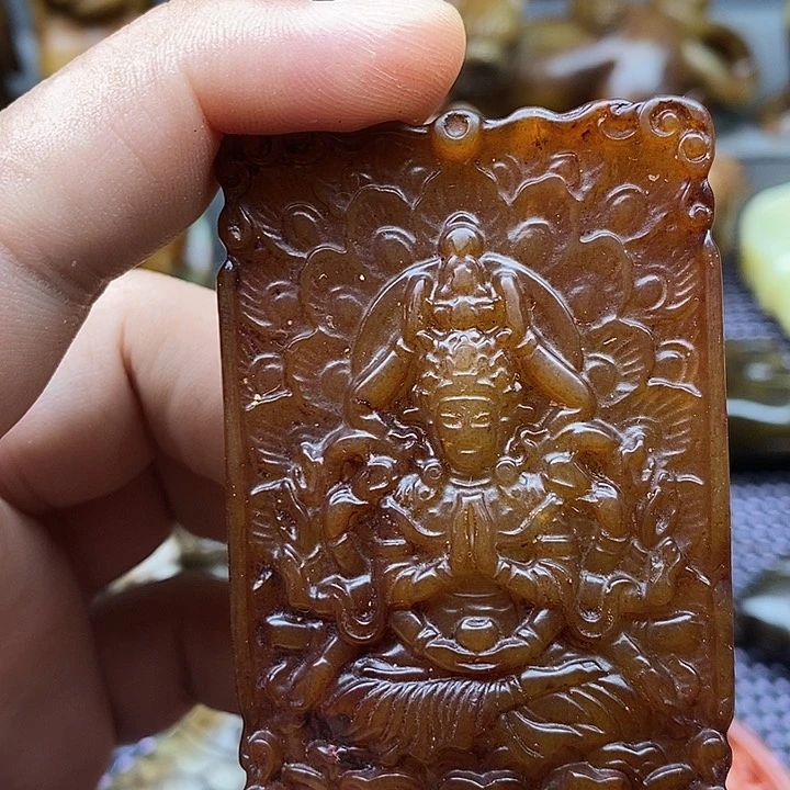 未镶嵌蛇纹石玉颈饰