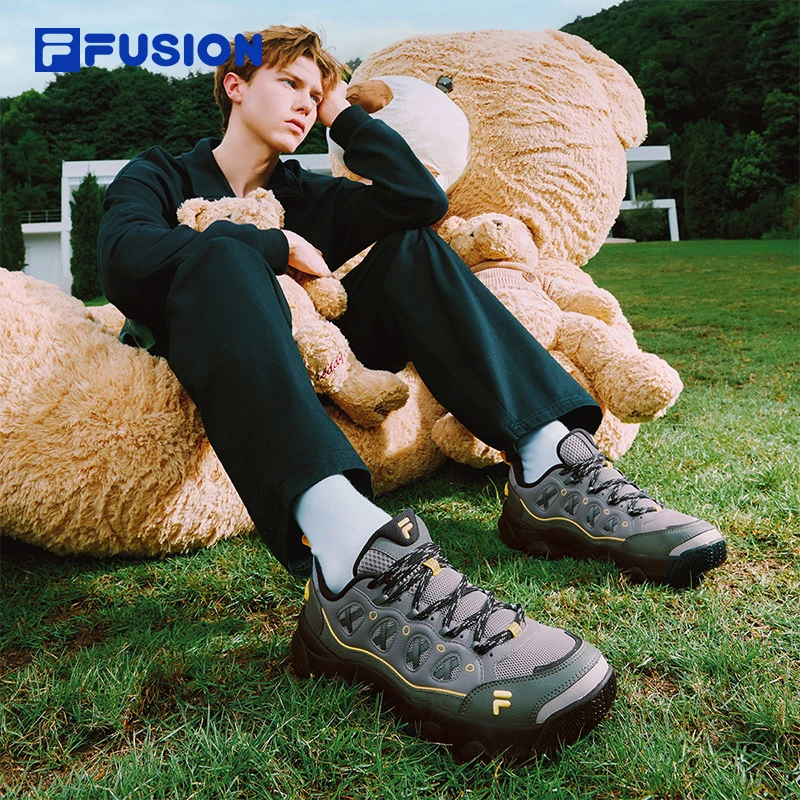 FILA/斐乐冬季新款【熊爪鞋】情侣款潮鞋休闲运动篮球鞋T12W543201