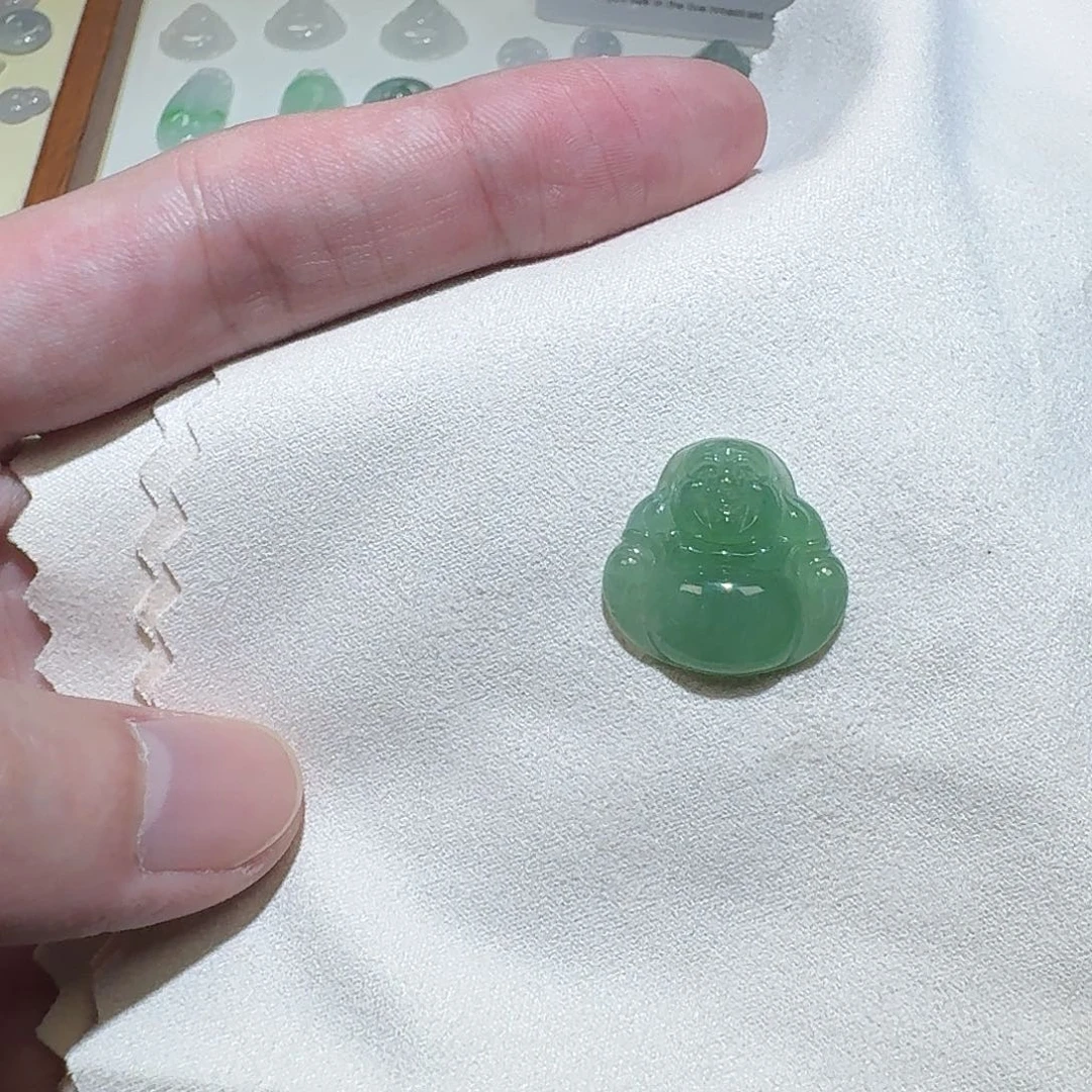 颈饰未镶嵌翡翠满色佛公