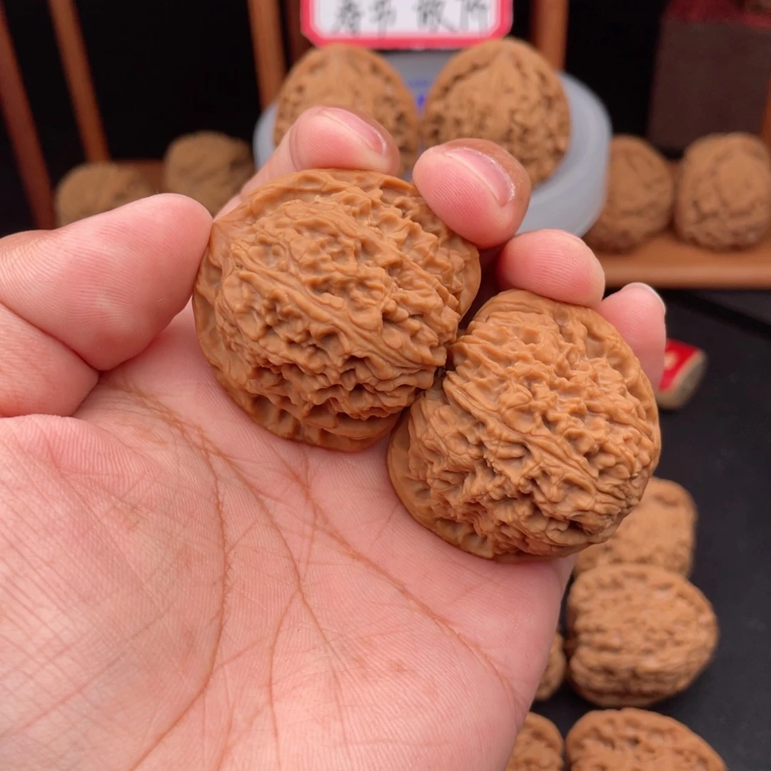 文玩核桃吊坠梵**祖好运南将石文玩核桃