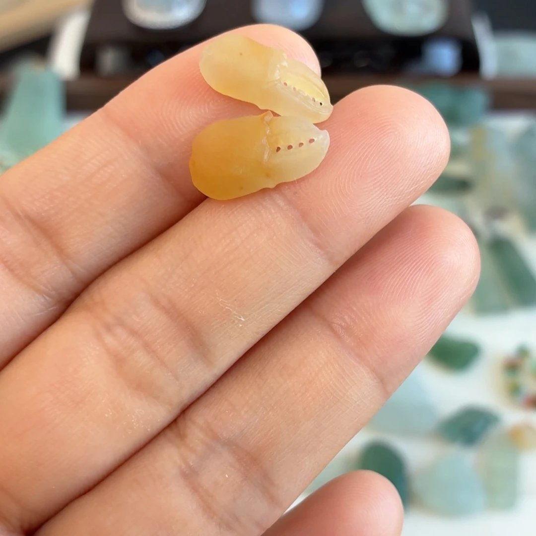 定制翡翠未镶嵌蟹钳