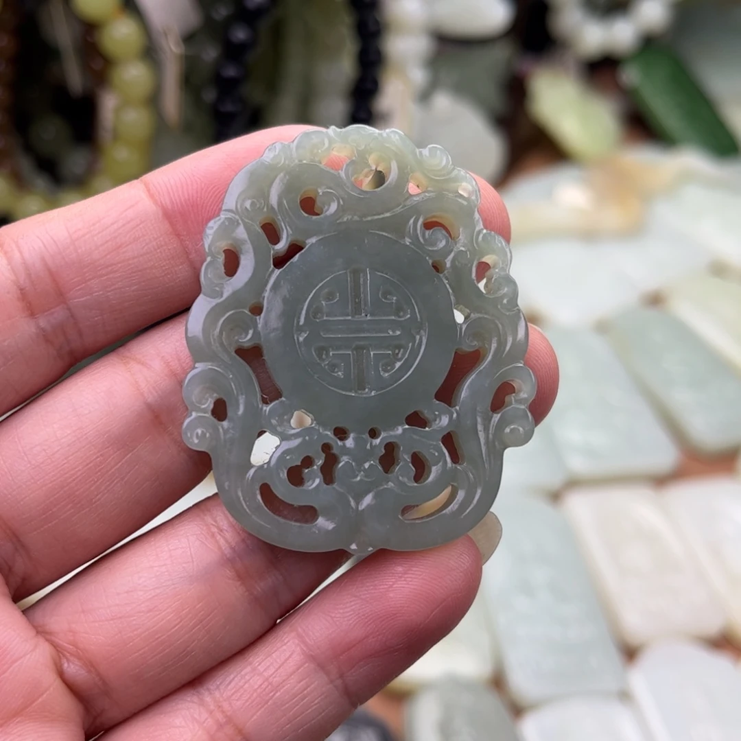 和田玉未镶嵌吊坠(不含链)