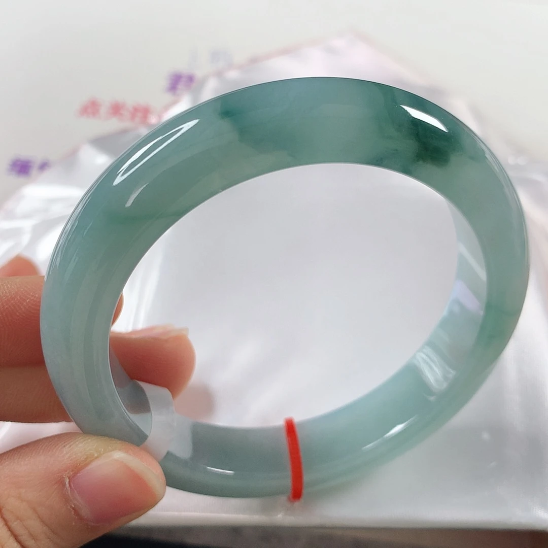 翡翠手镯未镶嵌 正圈①⑤③