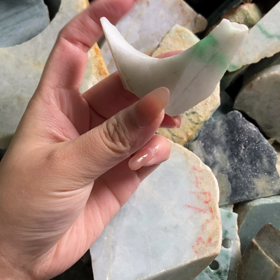 翡翠未镶嵌挂件天然翡翠