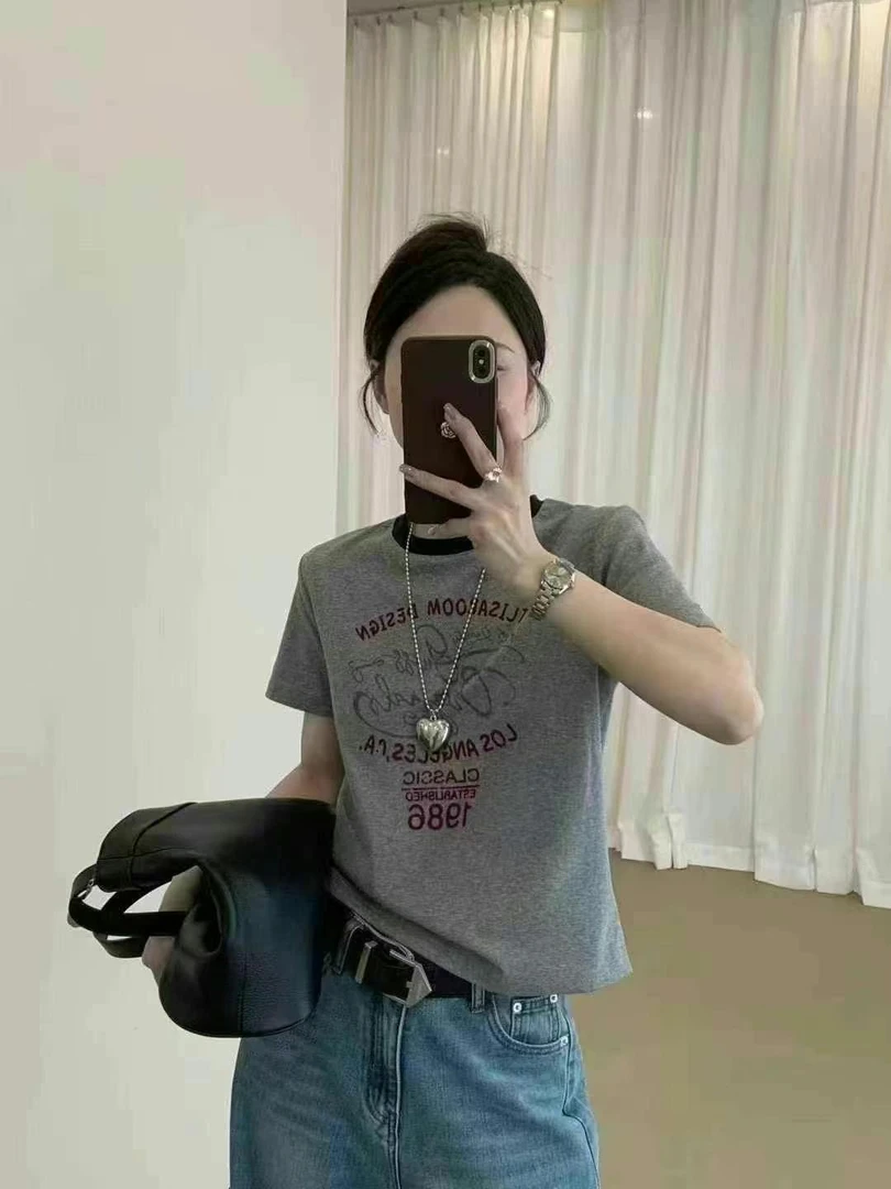 6709伊歌莉夏季字母T恤时尚圆领无感印花修身显瘦2025新款
