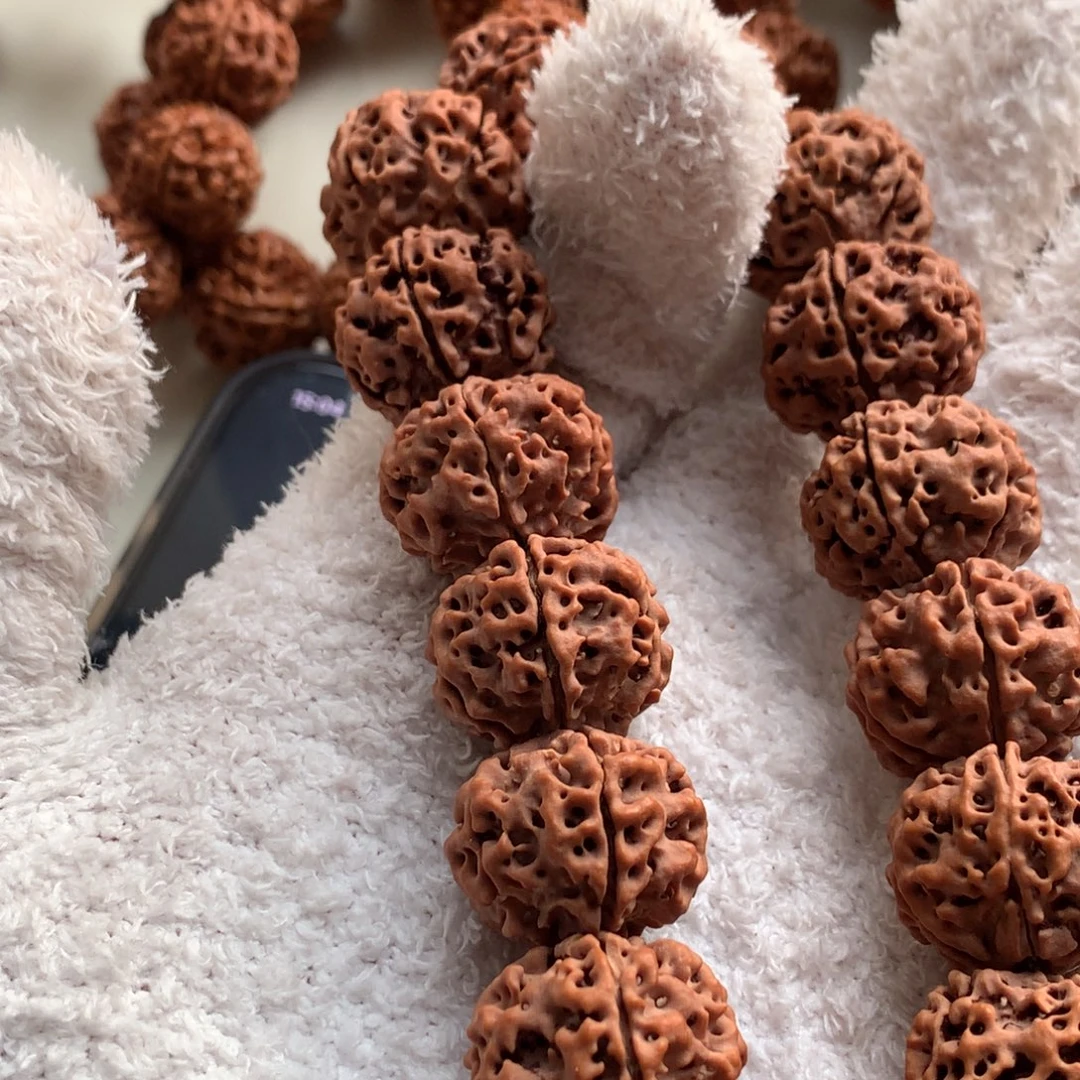 草***情金刚菩提吊坠【野王】镂空22尺寸头货