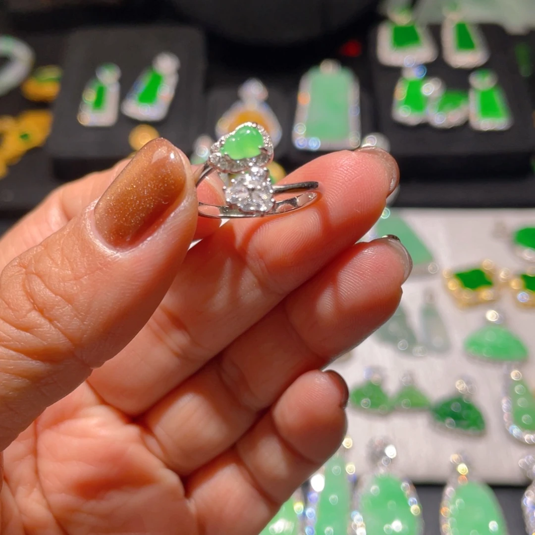 翡翠戒指银S925镶嵌精品