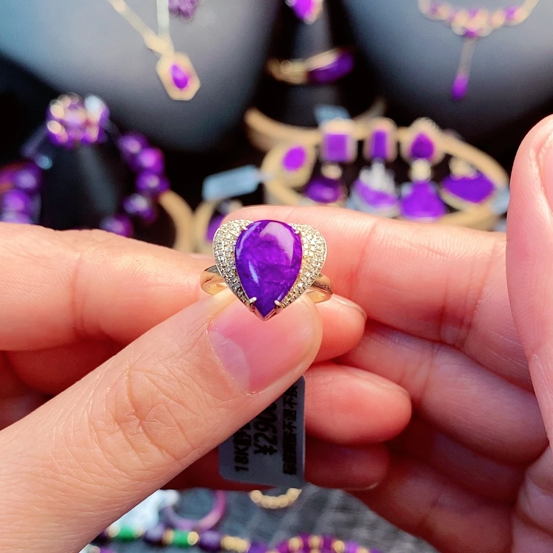 苏纪石（舒俱来）戒指18K金镶嵌