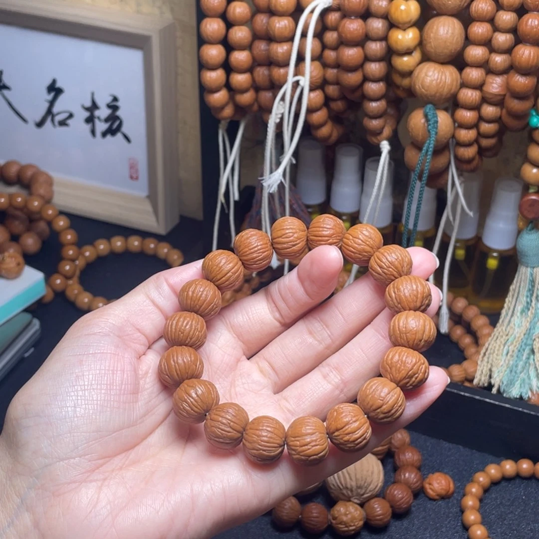 吊坠猴头核桃土豪同尺