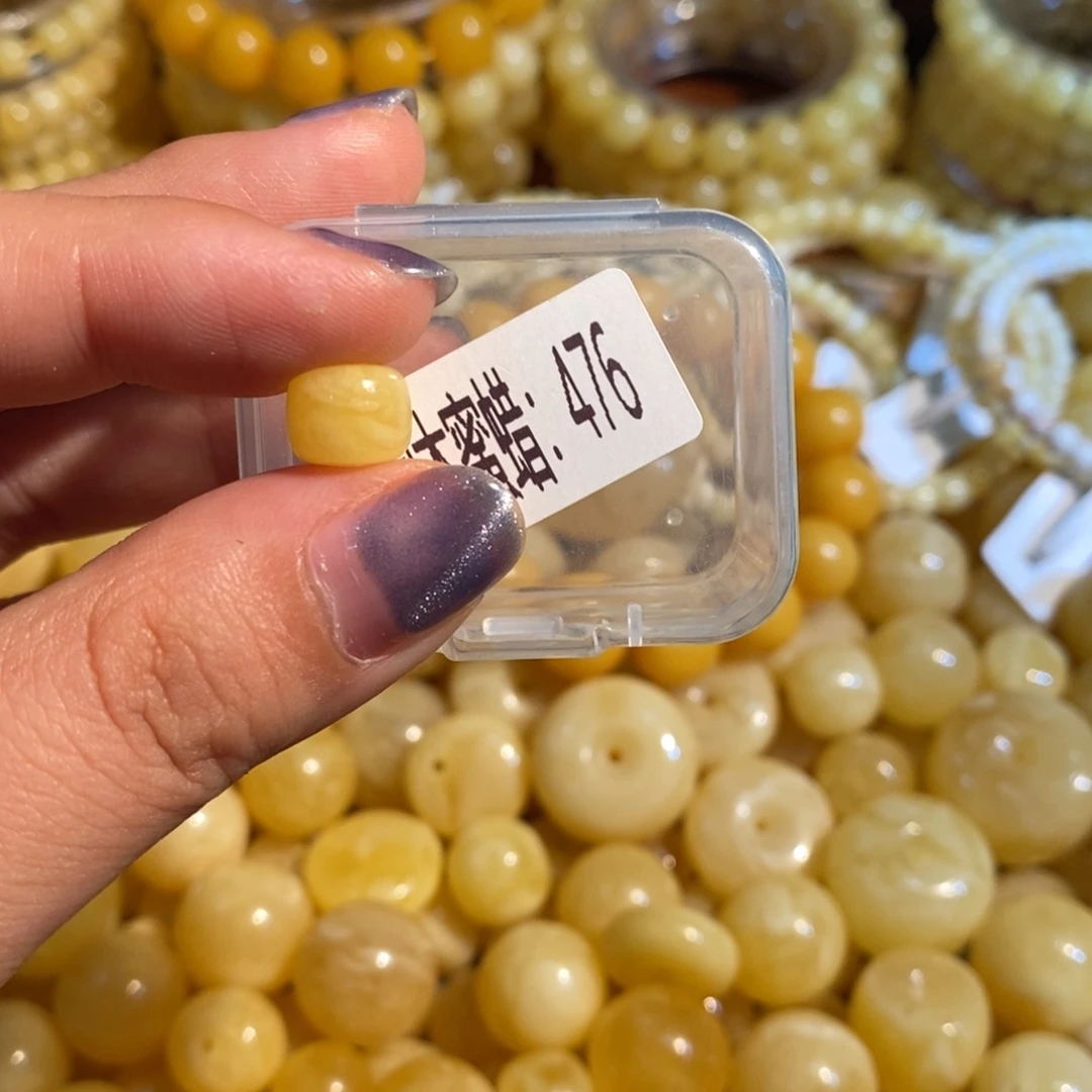 琥珀未镶嵌珠宝奇石476