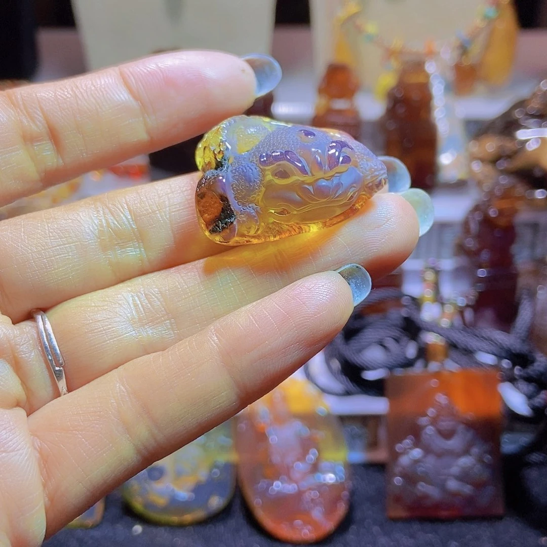 未镶嵌颈饰琥珀缅甸天然琥珀