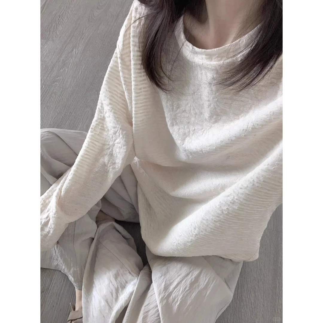 立体肌理感白色长袖t恤女春秋2025新款松弛感慵懒风宽松别致上衣