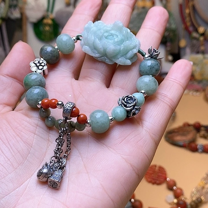 翡翠吊坠(赠链)未镶嵌蓝*妮手链199元