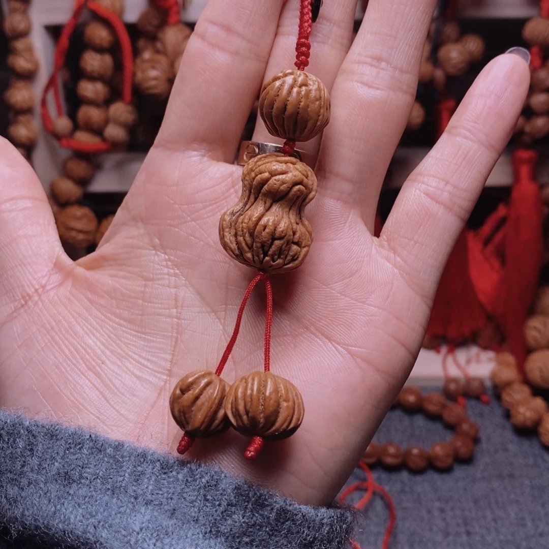 桃核吊坠龙纹桃枭