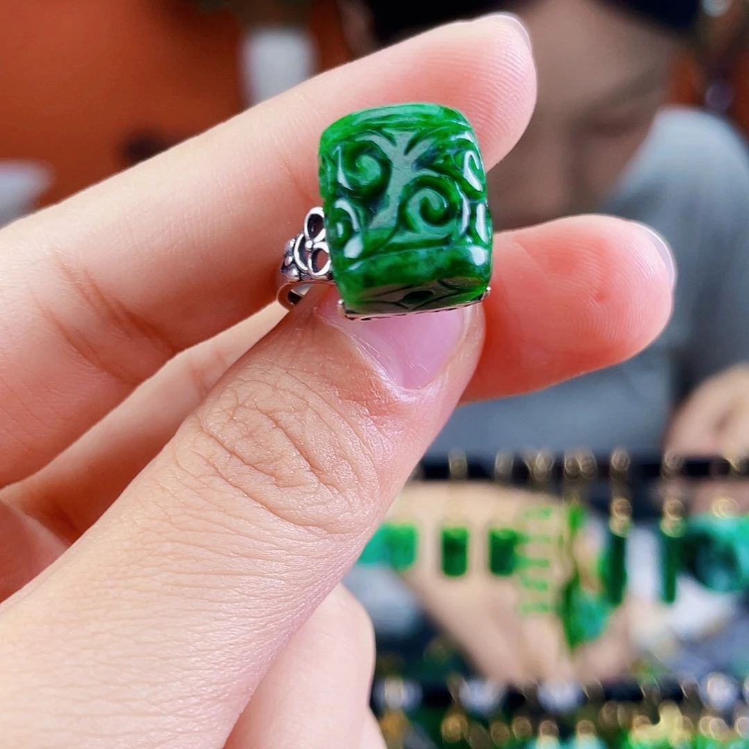 翡翠银S925镶嵌耳饰