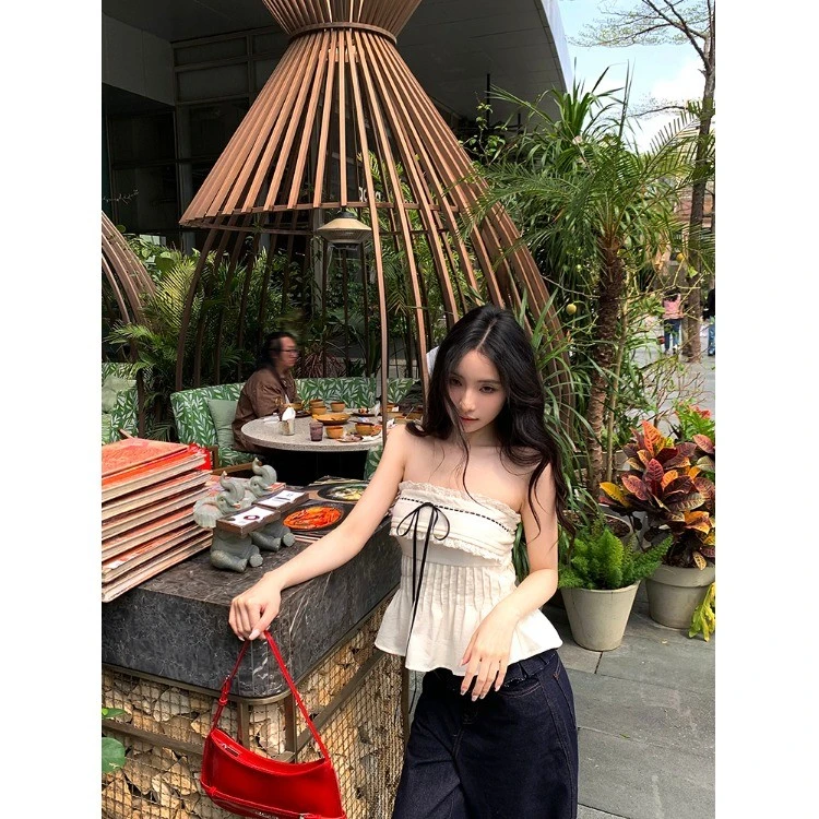 蕾丝拼接美背抹胸背心女夏季修身无袖外穿设计感辣妹杏色内搭上衣