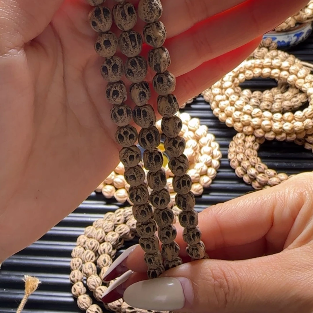 【闪购商品】吊坠柏香籽/百香籽温*