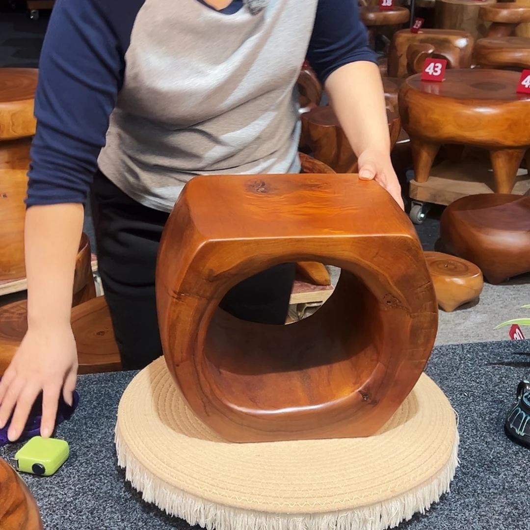 肥***泉号香樟木尺寸：31-25-27cm