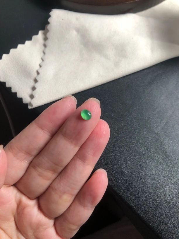 灵瑞珠宝翡翠蛋面