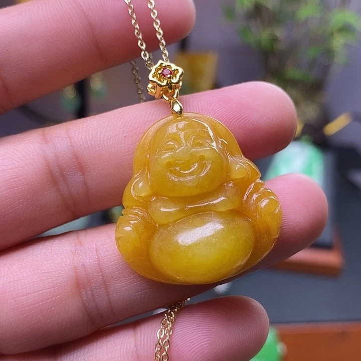 翡翠未镶嵌吊坠(赠链)