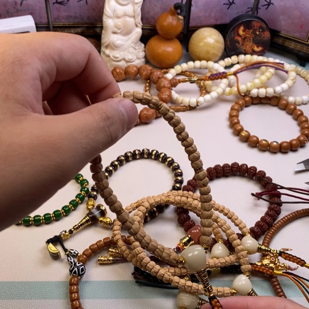 柏香籽/百香籽吊坠。。。。。。。。。。。