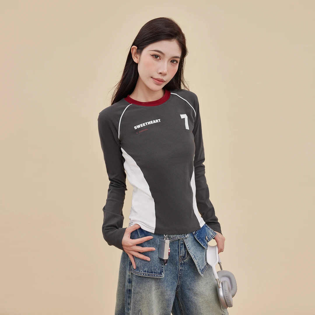 EDX黑色印花运动球衣T恤女秋季新款修身显瘦撞色高街休闲长袖上衣