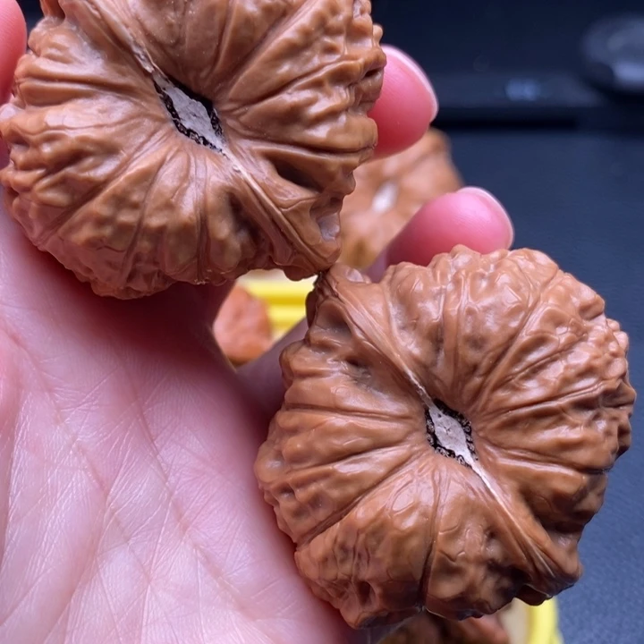 文玩核桃吊坠凹底南瓜墩48