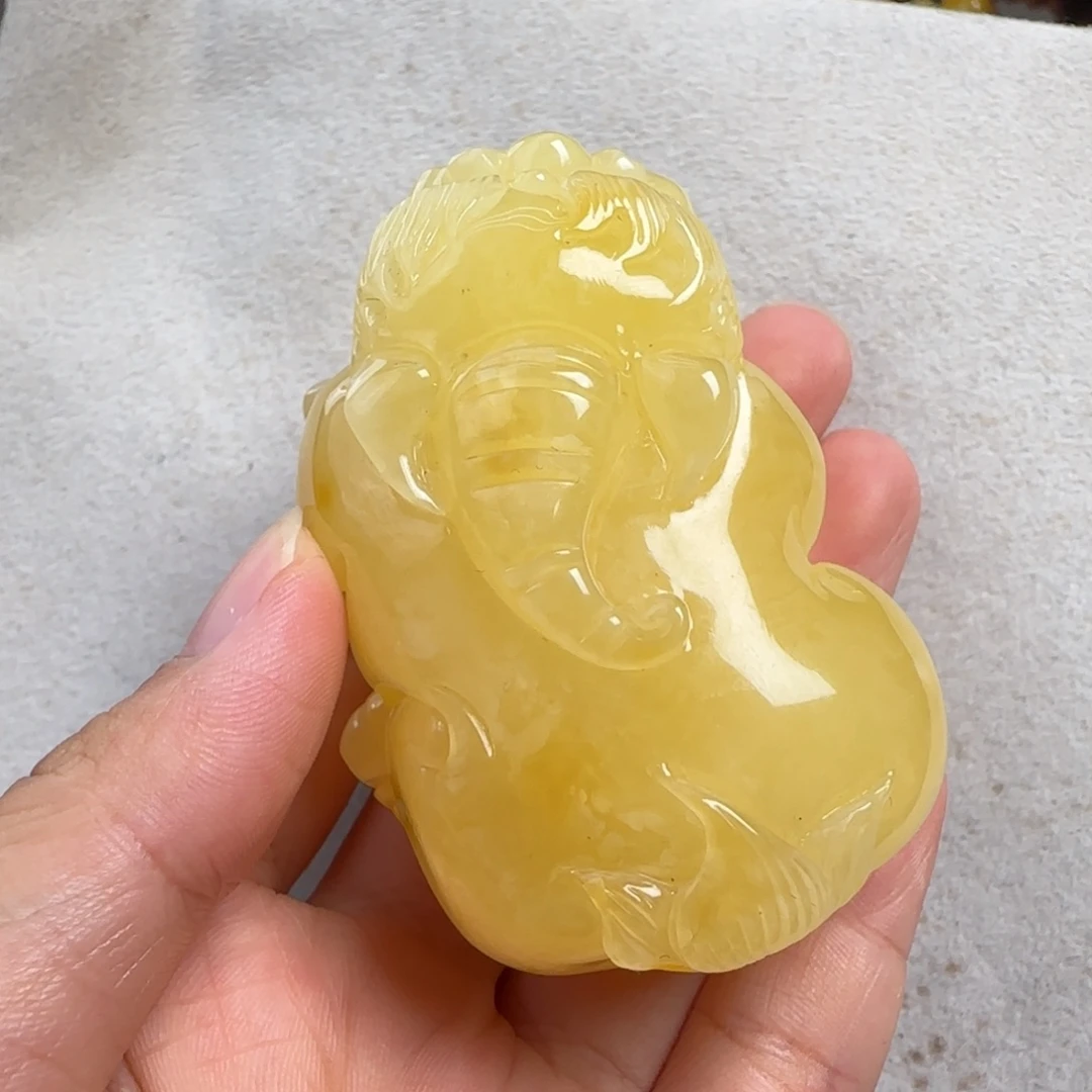 蜜蜡未镶嵌珠宝奇石