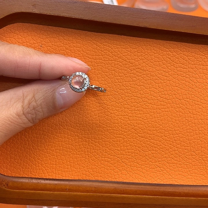 石英质玉合金戒指