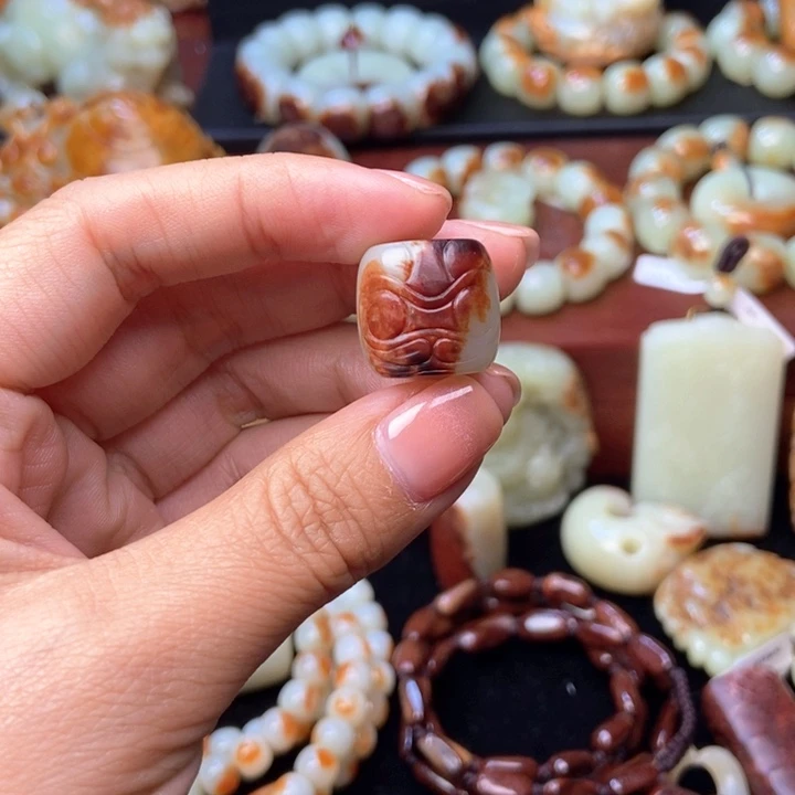 岫岩河磨玉（透闪石质玉）未镶嵌挂件