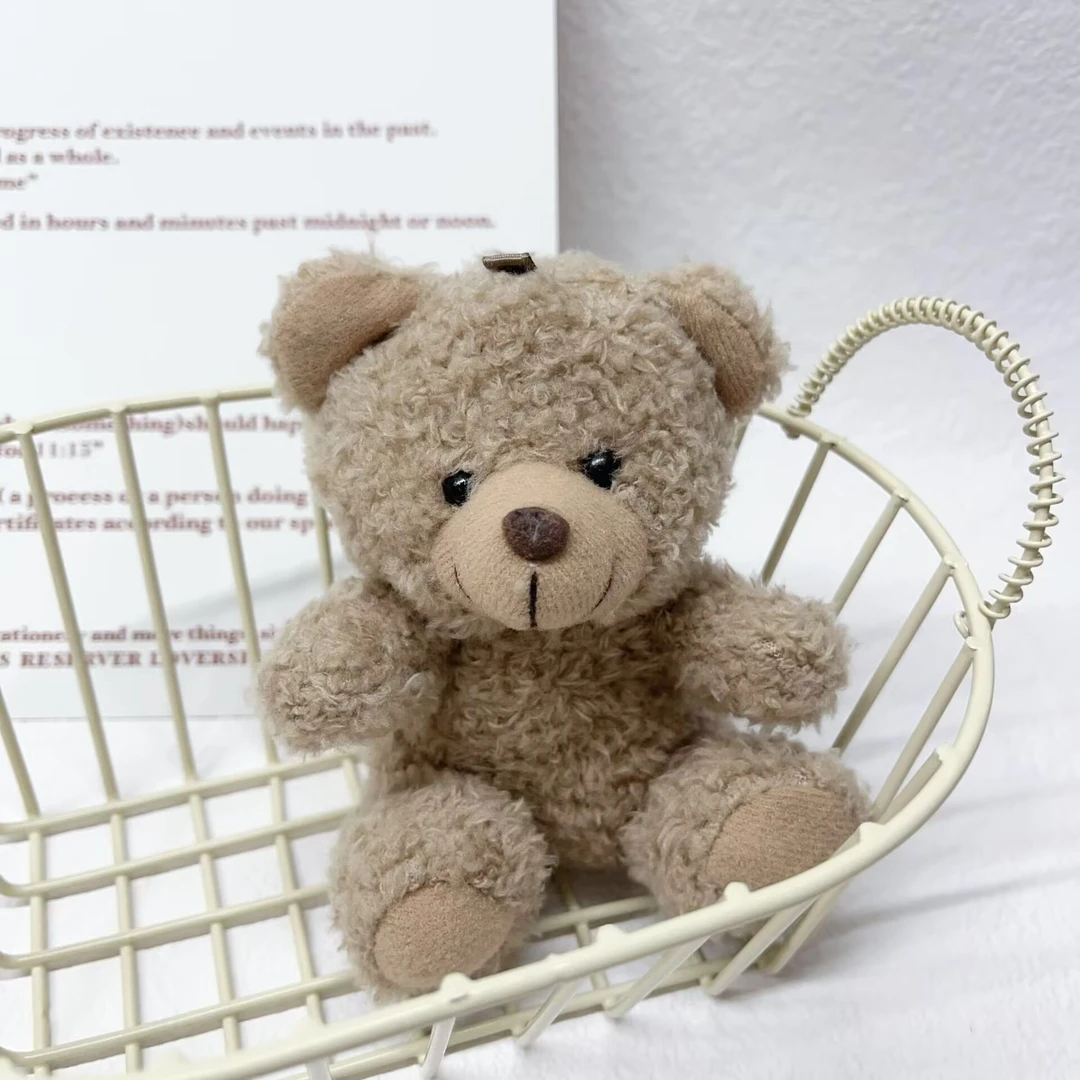 在春天野潮流搪胶毛绒公仔玩偶包邮