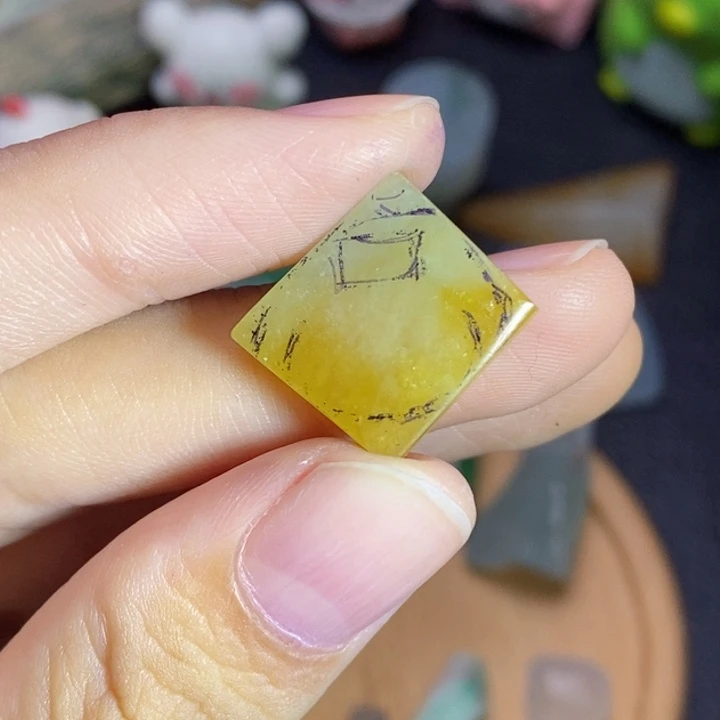 未镶嵌定制翡翠翡翠