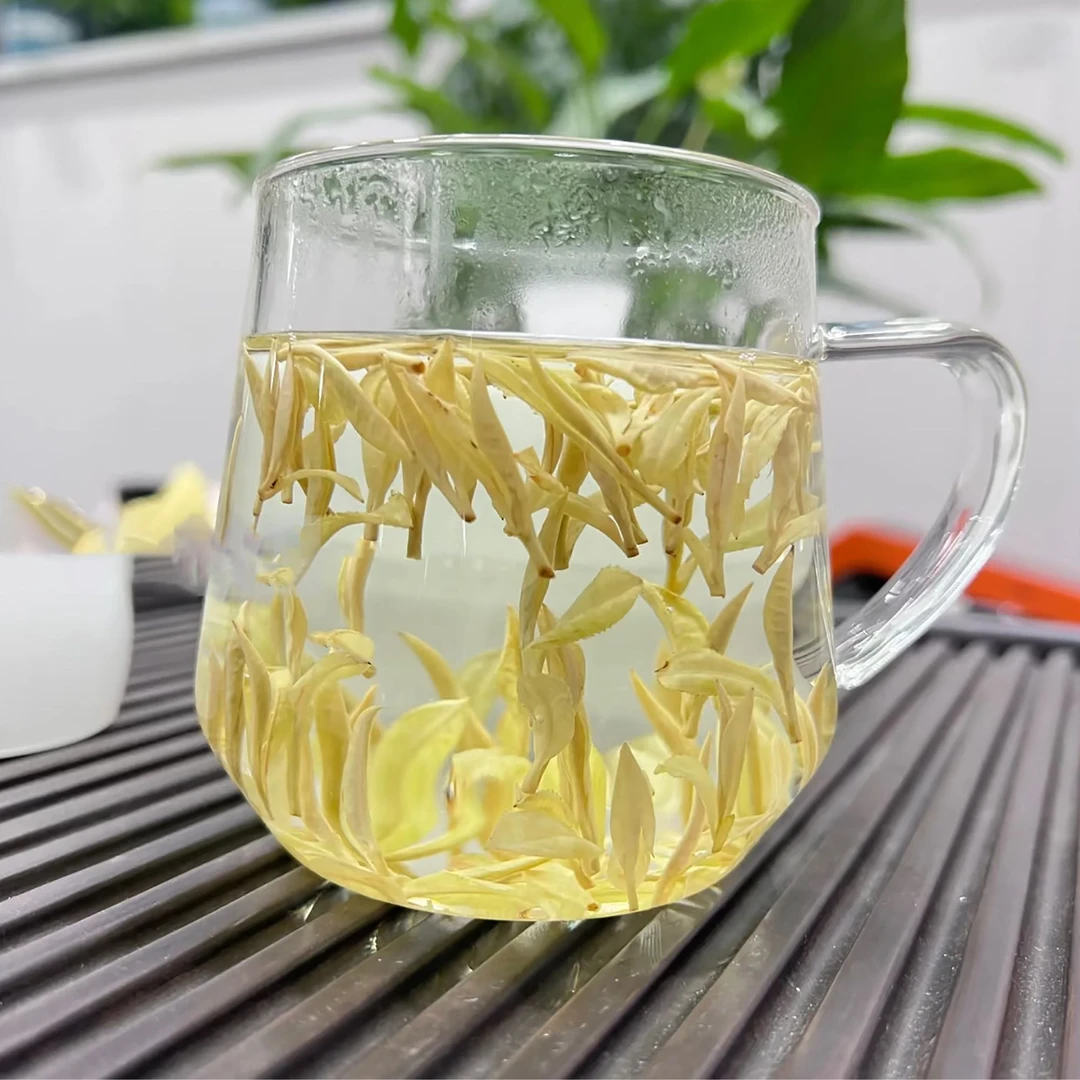 2025 高山极白 安吉核心产区 明前茶 鲜鸡汤