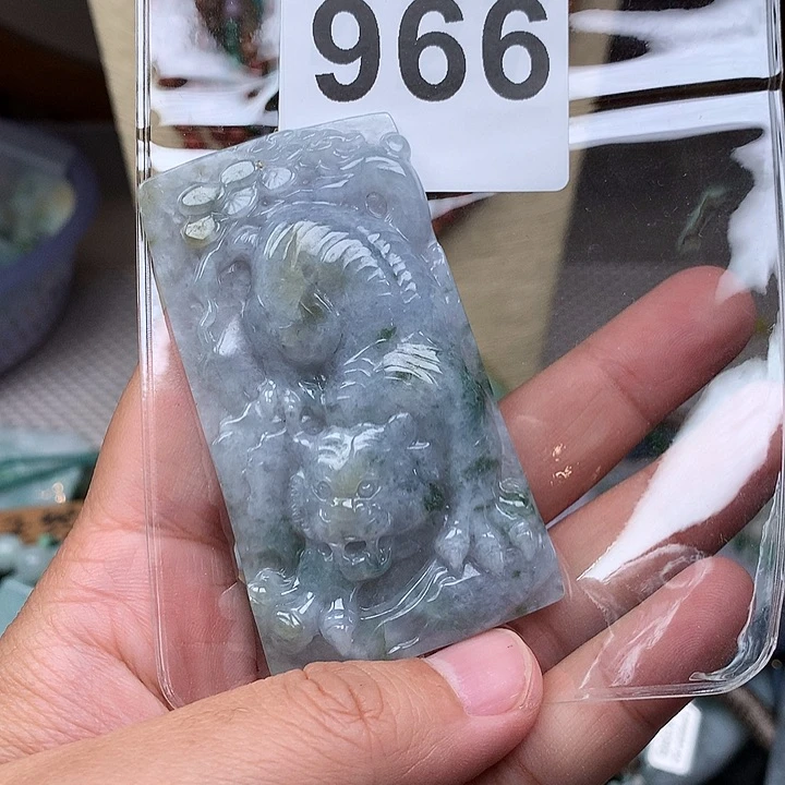 翡翠未镶嵌颈饰A**y翡翠