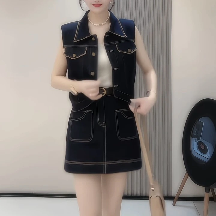 早秋时尚百搭无袖牛仔马甲与半身裙套装减龄休闲