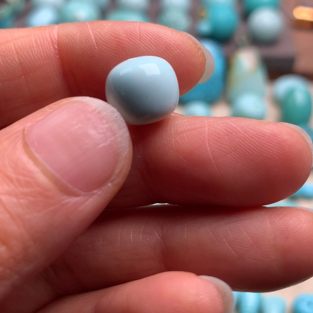 绿松石未镶嵌颈饰