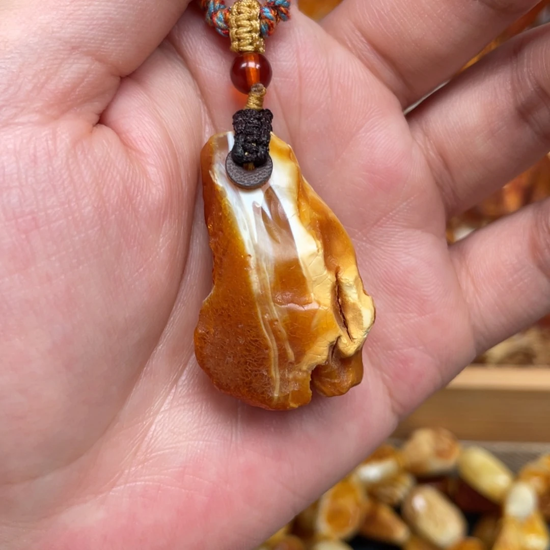 蜜蜡珠宝奇石未镶嵌