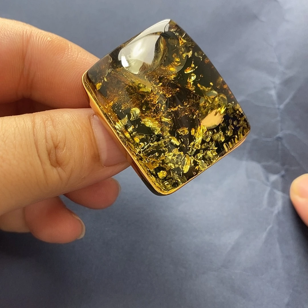 裸石琥珀未镶嵌戒指