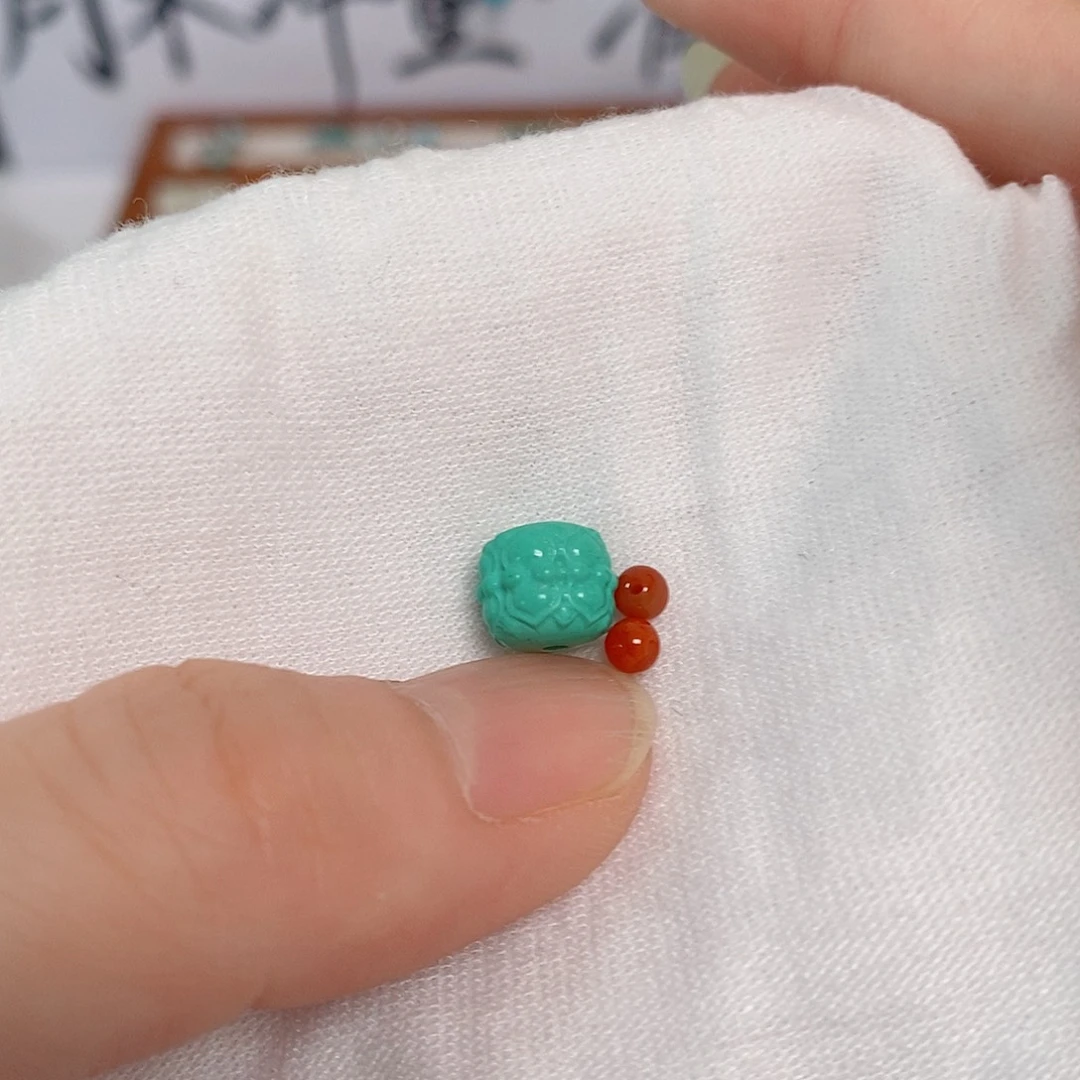 南红玛瑙未镶嵌珠宝奇石